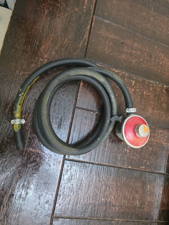 Manama, Appliances, BHD 9,  Excellent Condition Cooking Gas Stove For Sale Hitachi Japan Brand