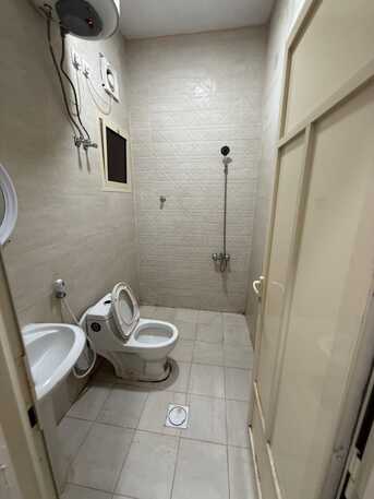 Khobar, Apartments/Houses, SAR 19600/year,  2 BR,  Consists Of:- 2 Bedrooms, A Living Room , 2 Bathrooms, And A Kitchen, First Floor,External