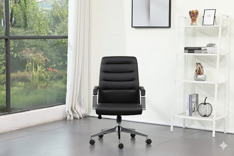 Manama, Furniture, BHD 62,  ERGONOMIC Lather OFFICE Chair