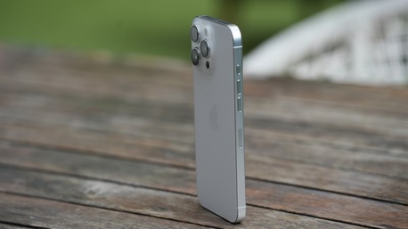 Jubail, Mobile Phones, SAR 4100,  Iphone 16 Pro Max 256gb 99% Battery 7 Months Warrenty Left