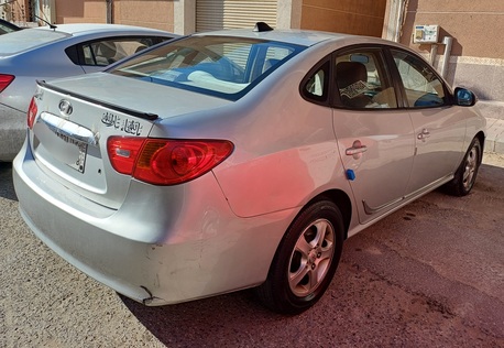 Al Thuqbah, Vehicles, Cars & Trucks , SAR 2000,  Hyundai Elantra 2011 Automatic - Korean Made,  2011,  Automatic,  292200 KM,  Hyundai Elantra   Model