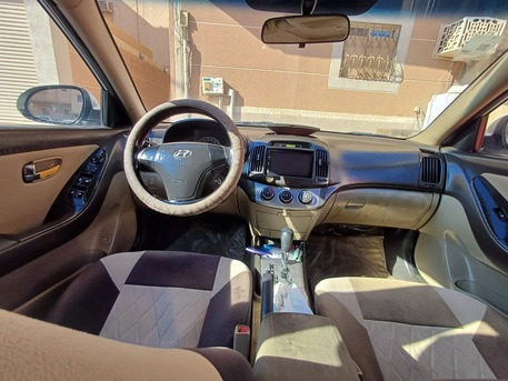 Al Thuqbah, Vehicles, Cars & Trucks , SAR 2000,  Hyundai Elantra 2011 Automatic - Korean Made,  2011,  Automatic,  292200 KM,  Hyundai Elantra   Model