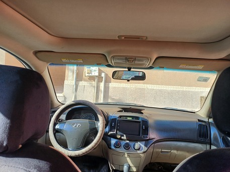 Al Thuqbah, Vehicles, Cars & Trucks , SAR 2000,  Hyundai Elantra 2011 Automatic - Korean Made,  2011,  Automatic,  292200 KM,  Hyundai Elantra   Model
