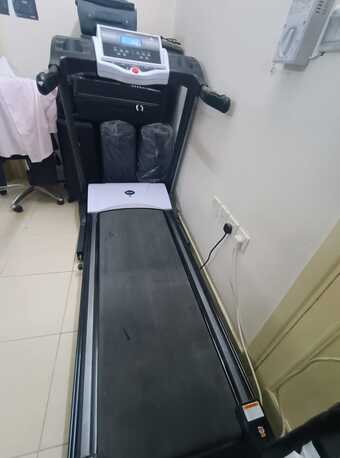 Riyadh, Sporting Goods, SAR 1300,  Foldable Large Treadmill - Life Gear Atriaviolo 99100 &ndash; Premium, Powerful