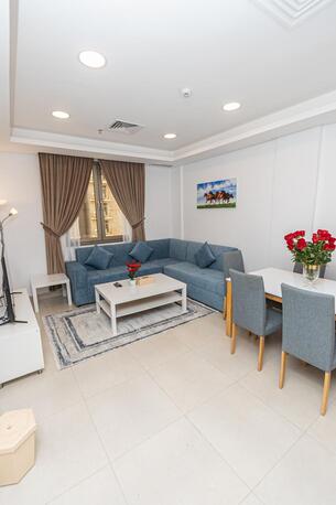 Salmiya, Apartments/Houses, KWD 650/month,  Furnished,  3 BR,  Luxury Hotel-Style Residence In The Heart Of Salmiya: Fully Furnished 3-Bedroom Apartment