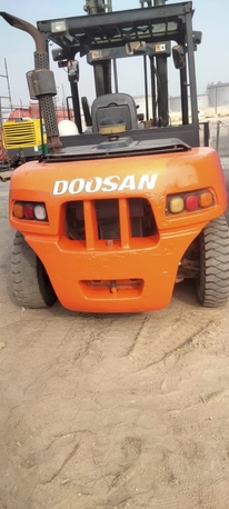 Jubail, Heavy Equipment, FORKLIFT 7TON AVAILABLE FOR THE RENT WITH OPERATOR