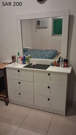 Riyadh, Furniture, SAR 1100,  Double Bed, Full SIze Almirah, Dressing Table, IKEA Dining Table