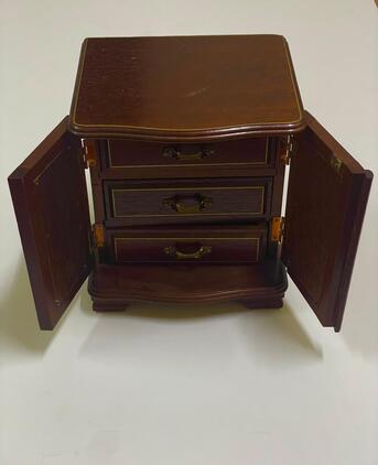 Jubail, Furniture, SAR 150,  Japanese Music Jewellery Box