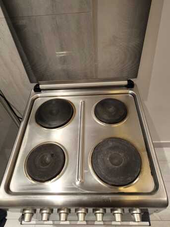 Al Aziziyah, Appliances, SAR 550,  Electric Stove For Sale &ndash; Under Warranty