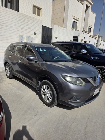 Ad Diriyah, Vehicles, Cars & Trucks , SAR 32000,  Nissan X-Trail,  2016,  Automatic,  396000 KM,
