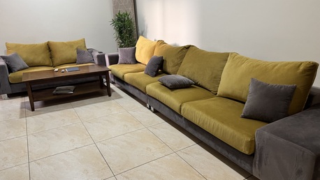 Riyadh, Furniture, SAR 1500,  4 Seater Sofa, 2 Seater Sofa And Tea Table Set
