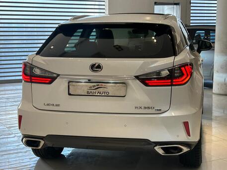 East Riffa, Vehicles, Cars & Trucks , BHD 9300,  Lexus RX 350,  2017,  Automatic,  200000 KM,  LEXUS RX350 MODEL  FOR SALE