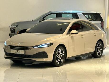 East Riffa, Vehicles, Cars & Trucks , BHD 8800,  MG 8 PHEV HYBRID,  2026,  Automatic,  7000 KM,   MODEL  FOR SALE