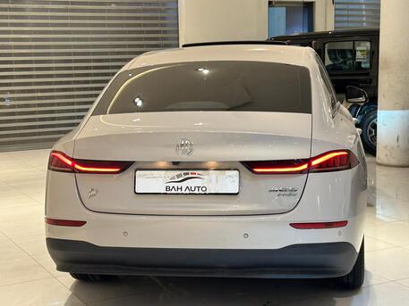 East Riffa, Vehicles, Cars & Trucks , BHD 8800,  MG 8 PHEV HYBRID,  2026,  Automatic,  7000 KM,   MODEL  FOR SALE