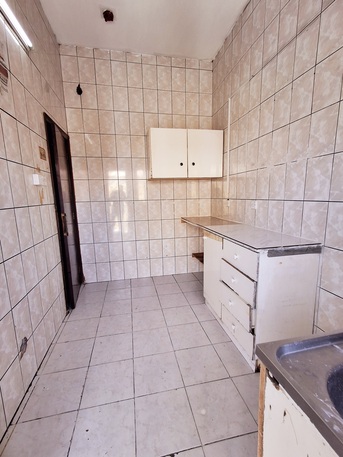 Gudaibiya, Apartments/Houses, BHD 230/month,  2 BR,  - Bright And Neet Semi Furnished 2 BHK Family Flat With Ewa 230 BD In Gudaibiya