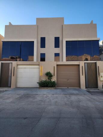Riyadh, Apartments/Houses, SAR 90000/year,  4 BR,  0 Sq. Meter,  Apartment For Rent