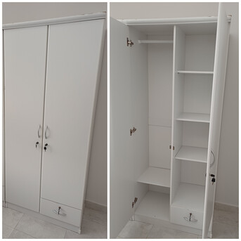 Manama, Free Items, BHD 28,  ✅️Slightly Used 2 Door Wardrobe With Key For Sale In Good Condition With Delivery