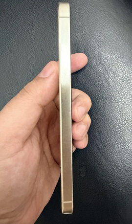 Manama, Mobile Phones, BHD 180,  Samsung S24 Amber Yellow 128 GB/8GB RAM