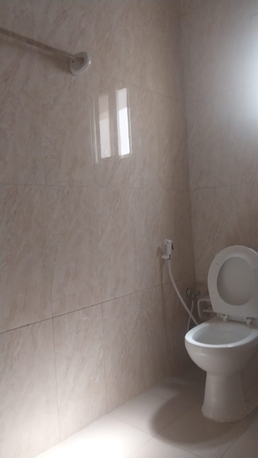 Riffa, Apartments/Houses, BHD 220/year,  2 BR,  Including Ewa Semi-furnished Riffa  شامل الكهرباء نص مفروش الرفاع