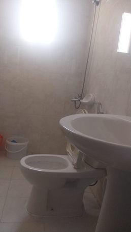 Riffa, Apartments/Houses, BHD 220/year,  2 BR,  Including Ewa Semi-furnished Riffa  شامل الكهرباء نص مفروش الرفاع