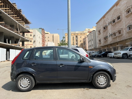Jeddah, Vehicles, Cars & Trucks , SAR 8500,  Ford F,  2011,  Manual,  212600 KM,  Igo