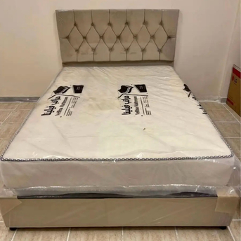 Jeddah, Furniture, SAR 4,  All Types Of Medium Size Bed With Mattress And Without Mattress Available