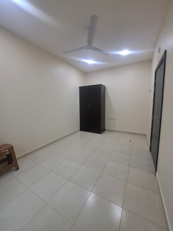 Hoora, Apartments/Houses, BHD 180/year,  1 BR,  Hoora Semi-furnished Apartment  شقه نص مفروش الحورة