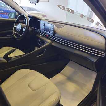 Paris, Vehicles, Cars & Trucks , BHD 6300,  Hyundai Elantra,  2022,  Automatic,  71000 KM,   Limited