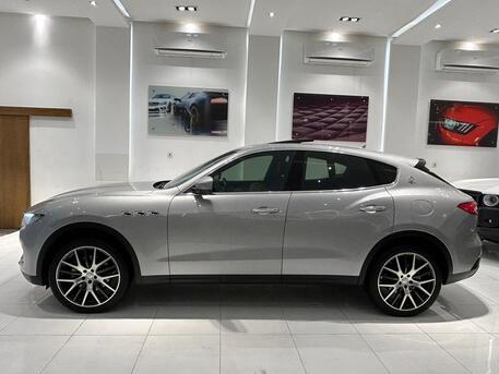 East Riffa, Vehicles, Cars & Trucks , BHD 8200,  Maserati Levante,  2018,  Automatic,  150000 KM,   MODEL  FOR SALE