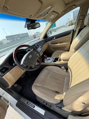 Manama, Vehicles, Cars & Trucks , BHD 1950,  Hyundai Genesis,  2013,  Automatic,  121100 KM,    (White)