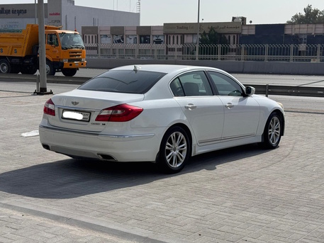 Manama, Vehicles, Cars & Trucks , BHD 1950,  Hyundai Genesis,  2013,  Automatic,  121100 KM,    (White)