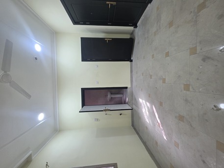 Juffair, Apartments/Houses, BHD 180/month,  Studio,  #1BATHROOM Kitchen With Electricity (no Limit) Fully Furnished
