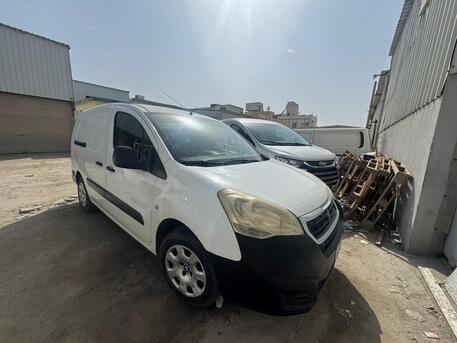 Manama, Vehicles, Cars & Trucks , BHD 1500,  PEUGEOT PARTNER COMMERCIAL VAN,  2018,  Manual,  155000 KM,