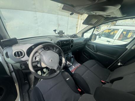 Manama, Vehicles, Cars & Trucks , BHD 1500,  PEUGEOT PARTNER COMMERCIAL VAN,  2018,  Manual,  155000 KM,