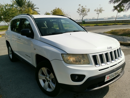 Manama, Vehicles, Cars & Trucks , BHD 1200,  Jeep Compass,  2011,  Automatic,  190000 KM,  A Very Good Conditon  For Sale