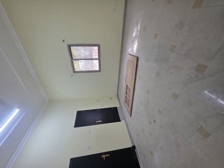 Juffair, Apartments/Houses, BHD 180/month,  Studio,  &1BATHROOM Kitchen With Electricity (no Limit) Fully Furnished