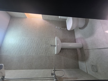 Juffair, Apartments/Houses, BHD 180/month,  Studio,  &1BATHROOM Kitchen With Electricity (no Limit) Fully Furnished