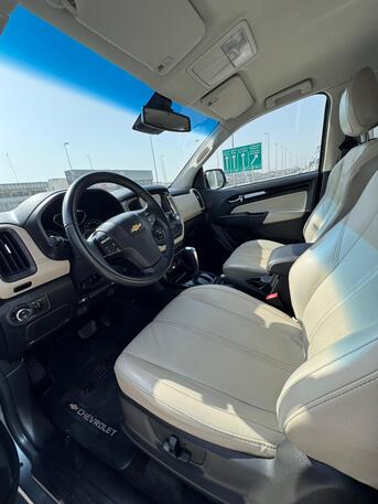 Manama, Vehicles, Cars & Trucks , BHD 3900,  Chevrolet Trailblazer LTZ,  2017,  Automatic,  132250 KM,    (Grey)