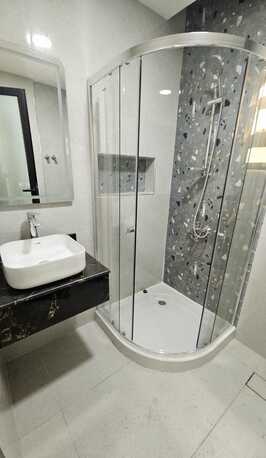 Segaya, Apartments/Houses, BHD 260/month,  2 BR,  2 Bedroom Semi Furnished Flat For Rent Without Ewa