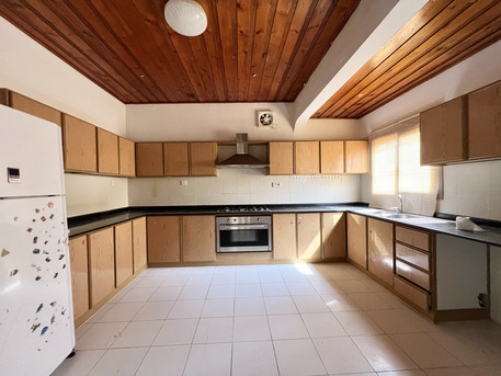 Barbar, Villas, BHD 620,  320 Sq. Meter,  Scenic 3BR Barbar Villa | Garden & Facilities