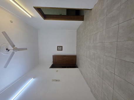 Hoora, Apartments/Houses, BHD 175/month,  1 BR,  - Very Neet Semi Furnished 1 Bedroom Flat With Ewa 175 BD In Hoora