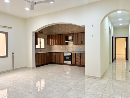 Saar, Apartments/Houses, BHD 260/month,  2 BR,  100 Sq. Meter,  Semi-furnished 2BR With Balcony & Pool | EWA Included