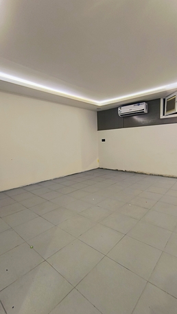 Riyadh, Housing Exchanges, SAR 220000/year,  2 BR,  209 Sq. Feet,  Kwarto Na Pinapaupan (Studio Type)