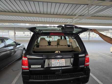 Manama, Vehicles, Cars & Trucks , BHD 1350,  Ford Escape,  2012,  Automatic,  159000 KM,   BLACK COLOR-