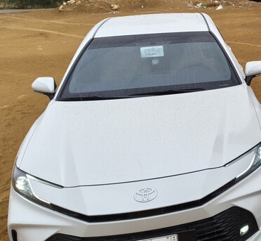 Riyadh, Apartments/Houses, Studio,  Local And Domestic Travel For Reasonable Price Car Available 2025 Model