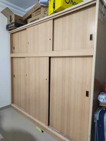 Riyadh, Furniture, SAR 900,  Bedroom Bed Set (King Size Bed, Dressing Table, Cupboard, Side Tables