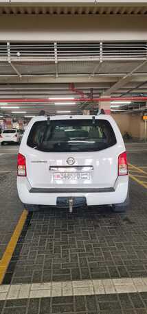 Salmaniya, Vehicles, Cars & Trucks , BHD 2000,  Nissan Pathfinder,  2009,  Automatic,  120000 KM,    In Good Condition. Regular Service, Well Maintained