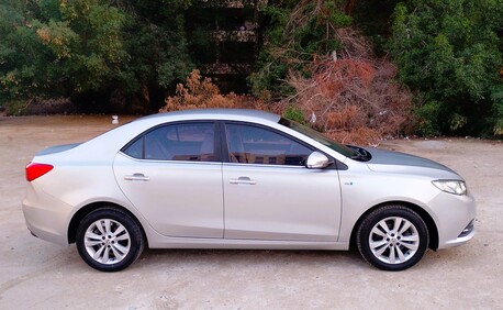 Manama, Vehicles, Cars & Trucks , BHD 1500,  MG SAIC 360,  2018,  250000 KM,    Model Excellent Condition FOR SALE