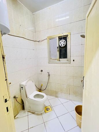 Al Batha, Apartments/Houses, SAR 25000/year,  2 BR,  0 Sq. Meter,  Bachelor Flat, SAR 25000/year, 2 Bed Rooms, Hall, Kitchen & Toilet