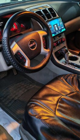 Jeddah, Vehicles, Cars & Trucks , SAR 22000,  Gmc Acadia,  2011,  Automatic,  290000 KM,   For Sale Neat And Good Condition